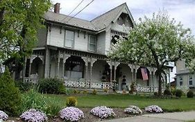 Rocking Horse Inn Ravenna 2* United States